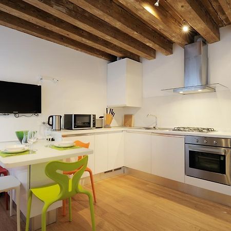 The Lion'S House Apt1 Венеция Номер фото
