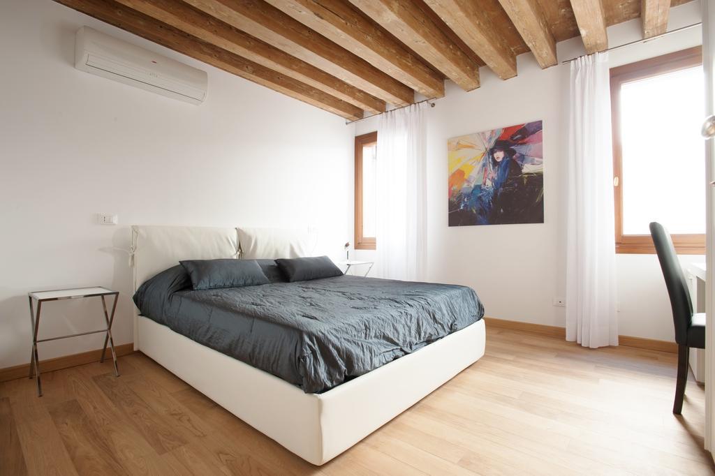 The Lion'S House Apt1 Венеция Номер фото