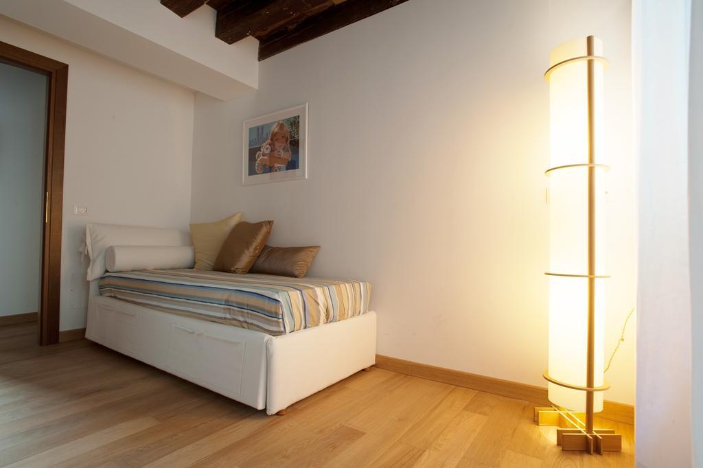 The Lion'S House Apt1 Венеция Номер фото